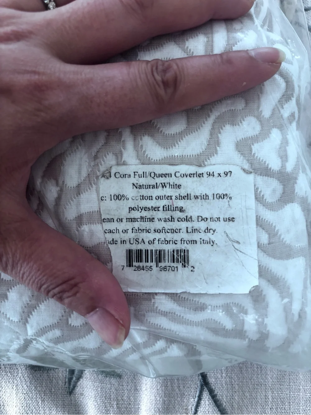 Matouk Schumacher Full/Queen Bedding Coverlet in Beige and White